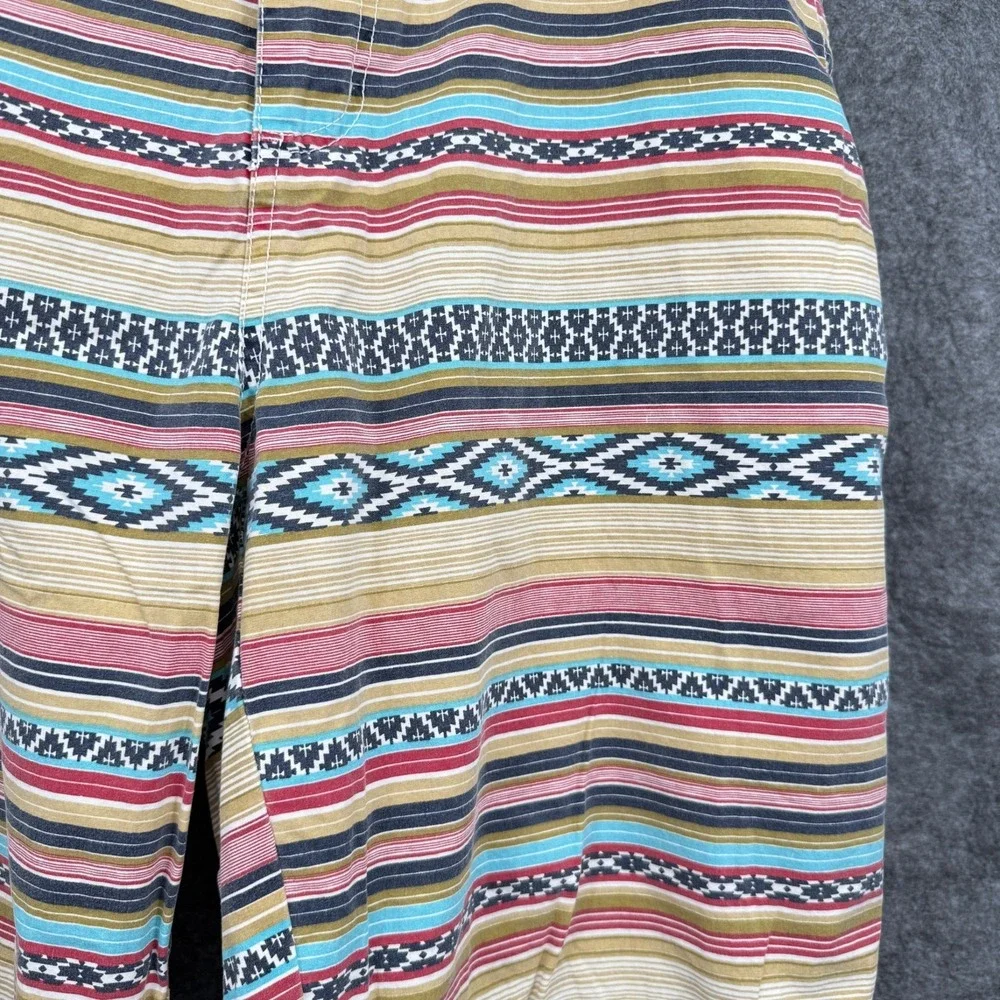 Carbon Mens Aztec Multicolor‎ Striped Bermuda Shorts Tag Size 36 (Measured 40)